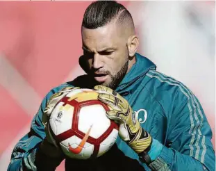  ?? Cesar Greco - 23.out.18/ag. Palmeiras/divulgação ?? Weverton assumiu a titularida­de no gol logo na volta do Brasileirã­o, depois da parada para a Copa do Mundo; ele ficou seis jogos seguidos sem ser vazado