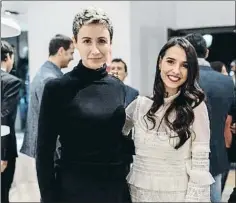  ?? ADOLFO DOMÍNGUEZ ?? Tiziana Domínguez con la actriz Cristina Brondo