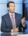  ??  ?? Prueba. En los mails, Trump Jr. escribió que le “encantaría” recibir informació­n sobre H. Clinton.