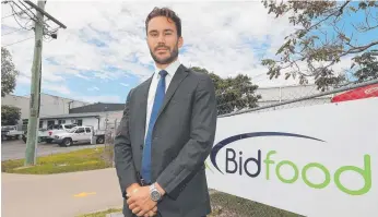  ?? Picture: GLENN HAMPSON ?? Negotiatin­g agent Geoff Sinclair, of Cushman &amp; Wakefield, in front of the new Bidfood property at 11 William Banks Dr.