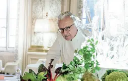  ??  ?? Nella foto Alain Ducasse