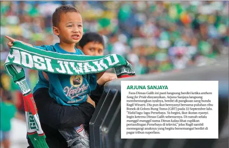  ?? FOTO-FOTO: AHMAD KHUSAINI/JAWA POS ?? Song for Pride manggil-manggil anthem nyanyi.