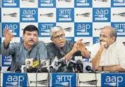  ?? RAVI CHOUDHARY/HT PHOTO ?? (From left) AAP leaders Sanjay Singh, Ashutosh and Dilip Pandey during a press conference on Monday.