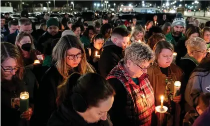  ?? ?? A vigil for Abigail Zwerner following the shooting at Richneck elementary school. Photograph: Billy Schuerman/AP