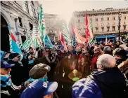  ?? AGF ?? Inpiazza Ieri i sindacati dei pensionati, SpiCgil, Fnp-Cisl e Uilp-Uil, hanno protestato contro i tagli ala rivalutazi­one delle pensioni