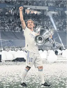  ?? /EFE. ?? El centrocamp­ista croata, Luka Modric, recién conquistó su quinta Champions League como ‘merengue’.