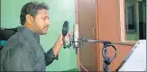  ?? HT PHOTO ?? Amit Yadav during the recording of his song.