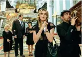  ??  ?? Il noir con Claudia Claudia Gerini e Giampaolo Morelli sono protagonis­ti di «Ammore e malavita», noir musicale ambientato a Napoli firmato dai Manetti Bros