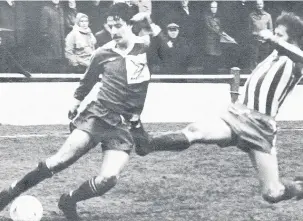  ??  ?? Kieran Hehir in action for Cheltenham Town against Nuneaton in 1978