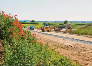  ?? Foto: Simone Bronnhuber ?? Das neue Baugebiet „Am Brechetweg“in Blindheim bekommt in der nächsten Woche Baureife. Fünf Plätze sind schon verkauft, mehr als ein Dutzend reserviert.