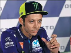  ??  ?? DISGUSTADO. Valentino Rossi, en la rueda de prensa de Misano.