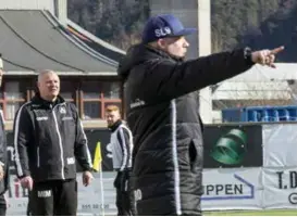  ?? ARKIVFOTO: FRED IVAR UTSI KLEMETSEN ?? RIVALER: Mons Ivar Mjelde og Steffen Landro har møttes langs sidelinjen flere ganger. Her under første serierunde tidligere i år.