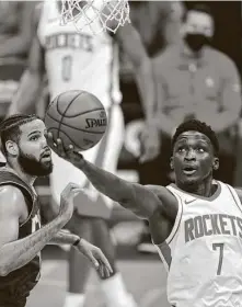  ?? Nell Redmond / Associated Press ?? Victor Oladipo (7) got off to a hot start in his first few games with the Rockets, but his shooting has struggled since then.