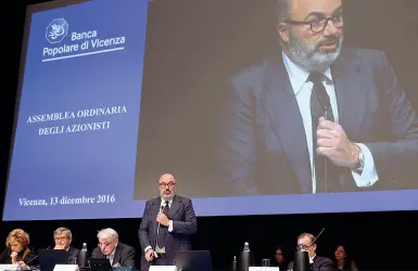  ??  ?? Nuova prova Fabrizio Viola nell’assemblea dei soci di dicembre. Il bilancio 2016 andrà in assemblea entro fine aprile