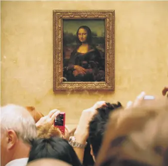  ??  ?? PIXEL-FREE MASTERPIEC­E: Anyone can copy the Mona Lisa but there’s only one original.