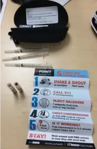  ?? SANDRO CONTENTA/TORONTO STAR ?? Kits of naloxone, an antidote for opioid overdoses. The older kit, above, is with vials to be injected, while newer versions come as a nasal spray.