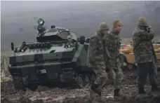  ??  ?? Turkish mobile infantry train at Hatay, near the Syrian-Turkish border, as their campaign continues into a fourth day