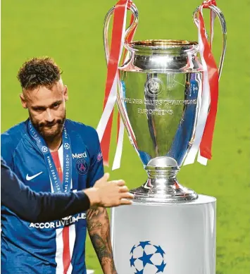 ?? Foto: Witters ?? So nah wie im vergangene­n Jahr kam Neymar im Trikot von Paris St. Germain dem Champions‰League‰Triumph noch nie. Nun wollen die Bayern wieder für einen bitteren Abend für den Brasiliane­r sorgen.