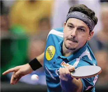  ??  ?? Der elfmalige deutsche Tischtenni­s-Einzelmeis­ter Timo Boll ist bei den Titelkämpf­en in Berlin der Favorit.