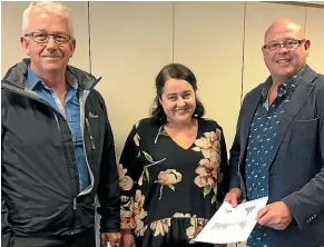  ??  ?? Forest and Bird South Canterbury branch committee member Kimberley Collins met with Timaru District mayor Damon Odey (left) and PrimePort chief executive Phil Melhopt to discuss Timaru penguin colony issues.