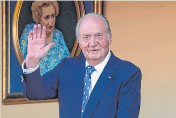  ?? FOTO: ANDREA COMAS/DPA ?? Juan Carlos, ehemaliger König von Spanien (hier im Jahr 2019 in einer Stierkampf­arena in Aranjuez), weilt seit vier Monaten in seinem selbst gewählten Exil.
