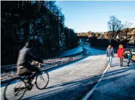  ?? FOTO: TORMOD FLEM ?? I Myrbakken er det nå på plass en gang- og sykkelvei med ekspressst­andard – en 3,5 meter bred sykkelbane og et atskilt fortau på to meter.