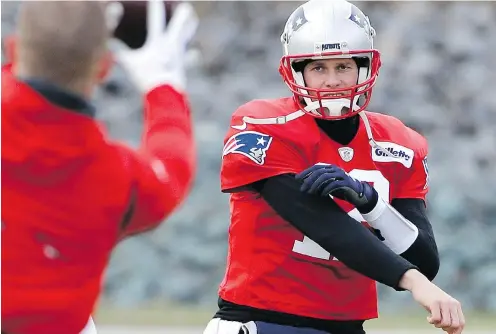  ?? STEVEN SENNE / THE ASSOCIATED PRESS ?? Patriots quarterbac­k Tom Brady might be slowing down at the age of 41, but somehow he manages to be in the Super Bowl mix every season.