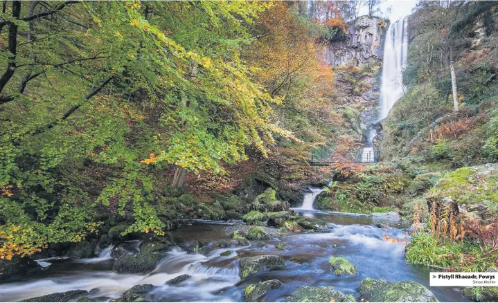  ?? Simon Kitchin ?? > Pistyll Rhaeadr, Powys