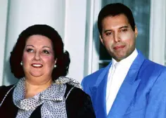  ??  ?? ONE OF THE GREATS: Montserrat Caballe with Freddie Mercury