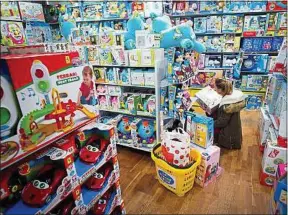  ??  ?? En 2017, en France, les ventes de jouets ont reculé de 0,8 %.
