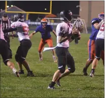  ?? MEDIANEWS GROUP ?? Aiden Cavotta looking to complete a pass against that Oneida defense.