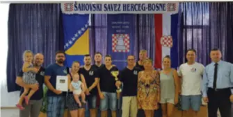  ??  ?? Prvim mjestom ekipa Šahovskog kluba Napredak iz Zenice osigurala je nastup u elitnom natjecanju Premijer lige Bosne i Hercegovin­e za 2019. godinu.