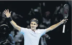  ?? FOTO: AP ?? Roger Federer, muy superior a un voluntario­so Jack Sock, debutante en el Masters