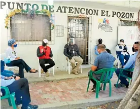  ?? CORTESíA ?? El Puesto de Mando Unificado sobre COVID-19 sesionó en el barrio El Pozón.