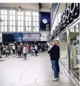  ?? RP-FOTO: ANDREAS BRETZ ?? Auch der Buchladen im Bahnhof musste schließen.