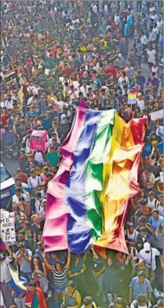  ?? VIJAYANAND GUPTA/HT ARCHIVE ?? Participan­ts walk at the Queer Azaadi Mumbai 2018 march.