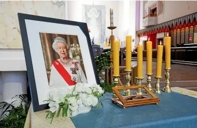  ?? GETTY IMAGES ?? New Zealand officially said farewell to the Queen at the Wellington Cathedral of St Paul last Monday. Is the Windsor line a din-asty or a dine-asty?