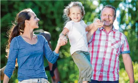  ?? Symbolfoto: KJF/Carolin Jacklin ?? Wie der Familienal­ltag gelingt, dazu gibt die Erziehungs­beraterin Tipps.