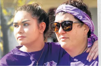  ?? Photo / Tania Whyte ?? Danae Parker with her aunt, Kirsten Holtz, at the anti-violence rally.