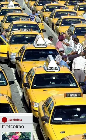  ??  ?? «Yellow cab»
I classici taxi di colore giallo a New York (dal 2013 affiancati dai «boro taxis» verdi) nel 2016 erano oltre 13 mila. Per una licenza nel 2014 si poteva pagare fino a un milione di dollari