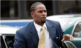  ?? ?? R Kelly arrives at the Cook county criminal court in Chicago on 13 June 2008. Photograph: Nam Y Huh/AP