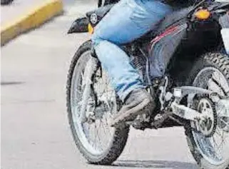  ?? FOTOS/MARTÍN MARTÍNEZ ?? Se ha detectado a motorraton­es y ya les siguen la pista.