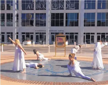  ?? COURTESY OF GENEVI BOOKS ?? Members of “ON DISPLAY/Albuquerqu­e” present a program at Uptown Mall in 2016. From left are Lisa Worthy, Kaila Jones, Monika Skiba, Tasha Books, Romy Keegan and Eric Koenig.