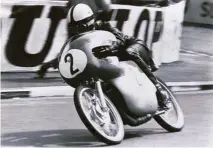  ??  ?? Ernst Degner, won the first internatio­nal C’ship for Suzuki