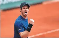  ?? BENOIT TESSIER / REUTERS ?? Andy Murray does his trademark fist-pump during his French Open third-round win over Juan Martin Del Potro.