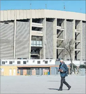  ?? FOTO: PERE PUNTÍ ?? Carles Tusquets, presidente de la Gestora, pidió que los socios tuvieran permiso