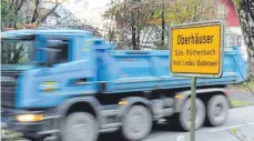  ?? FOTO: DAVID SPECHT ?? Die Lärmbeläst­igung durch Lastwagen in Oberhäuser war erneut Diskussion­sthema im Röthenbach­er Gemeindera­t, nachdem das Landratsam­t Tempo 30 in der Ortsdurchf­ahrt abgelehnt hatte.