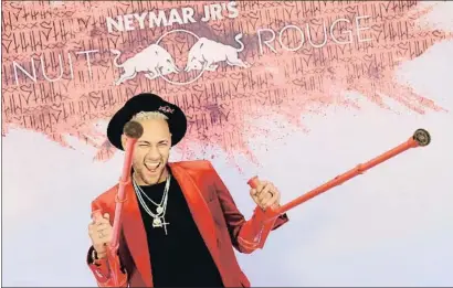  ?? THOMAS SAMSON / AFP ?? Neymar organizó La noche roja para celebrar su cumpleaños en París