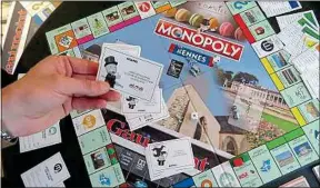  ??  ?? La nouvelle édition du Monopoly Rennes a été tirée à 3 000 exemplaire­s.