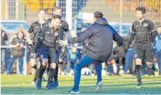  ?? FOTO: CHRISTIAN METZ ?? Berger Jubel (von links): Jonas Schuler, Andreas Kalteis, Christian Hepp, Trainer Oliver Ofentausek und David Brielmayer.